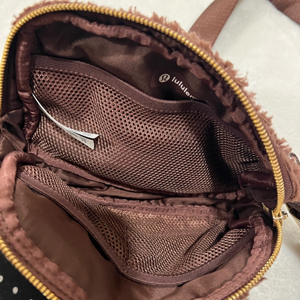 lululemon athletica Brown Sherpa Crossbody Bag - Picture 3 of 5